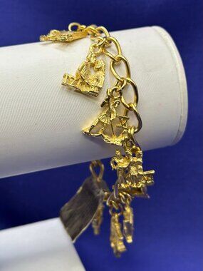 VTG Ultra Craft Gold-Plated Ten Commandment Figure Charm Bracelet